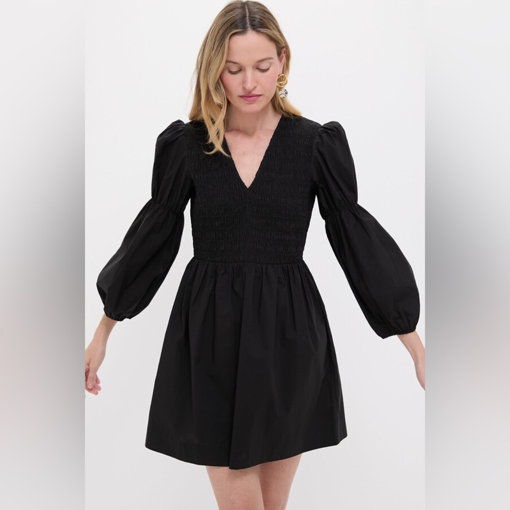 Pomander Place Black Puff Sleeve Dress